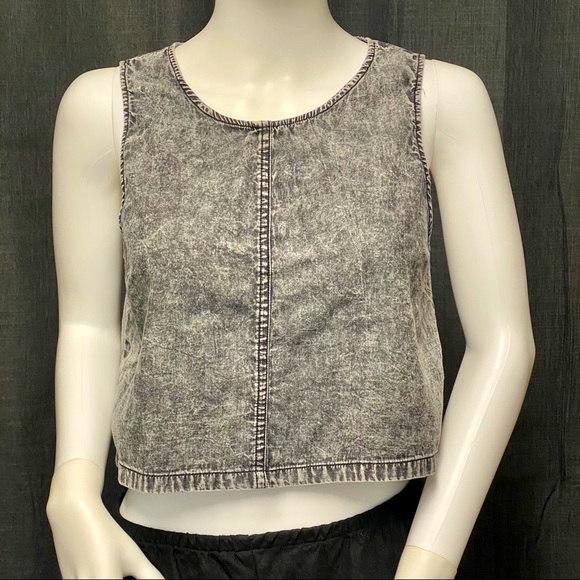 Forever 21 Tops - Forever 21 XXI rayon/cotton stonewashed crop top